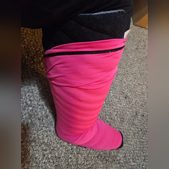 Handy Tool for Quick, Easy Application of Support Hose Stockings - Picture 11 of 14